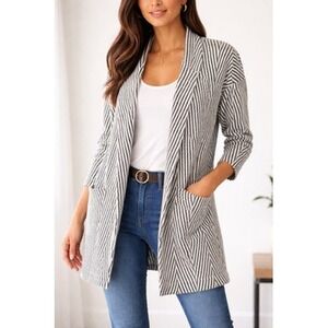 Express Open Front Cardigan Medium Black White Chevron Stripe Longline Knit Jack